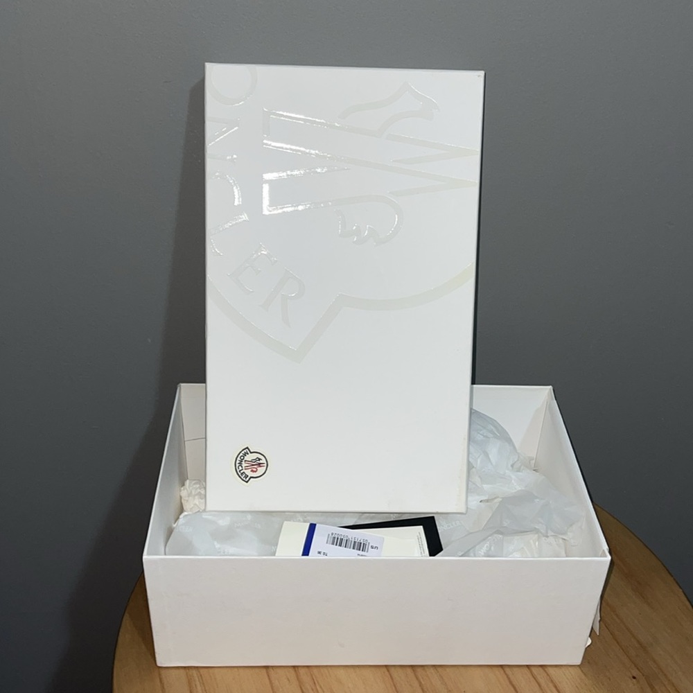 Moncler shoe box